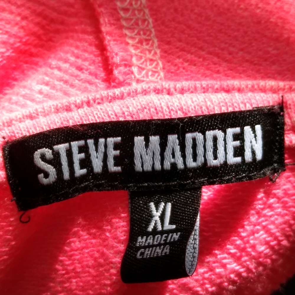 Steve Madden Bright Pink Hoodie XL – Soft, Cozy & Vibrant - Picture 10 of 10